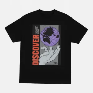 DISCOVER GRAPHIC TEE